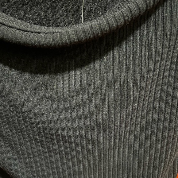 Abercrombie Top - Picture 3 of 3